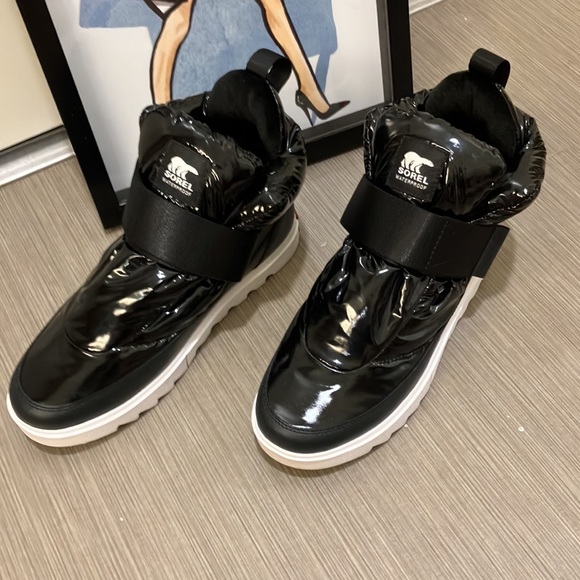 Sorel Joan of Arctic Next Lite Strap puffy waterproof boots black color Size 10 - Picture 2 of 12